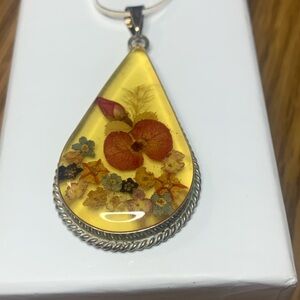 Vintage Hippie style Floral Teardrop Pendant Necklace with herringbone chain.